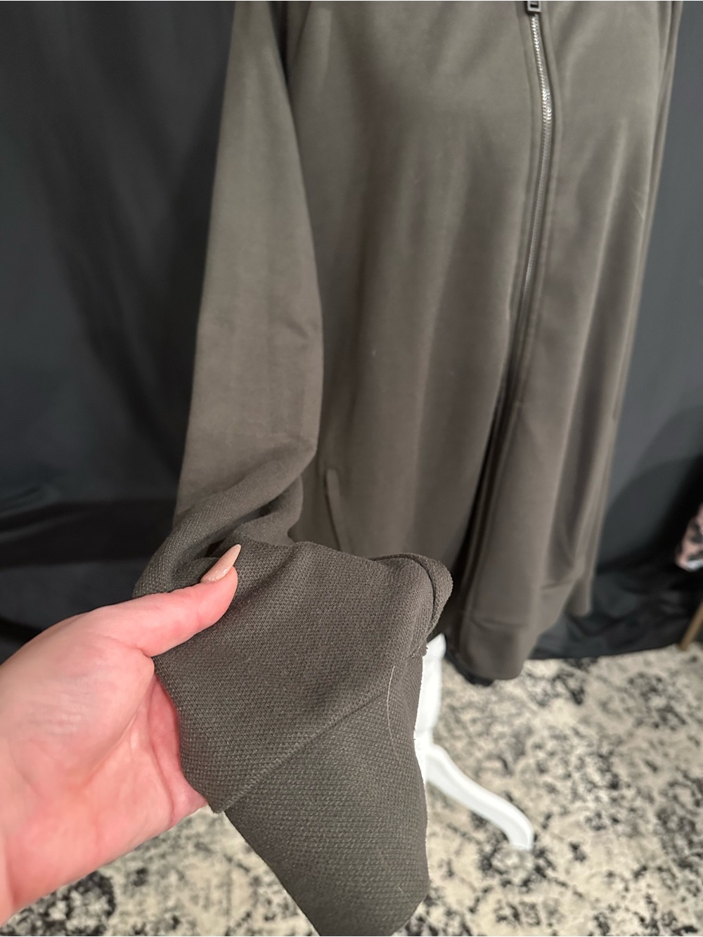 32 Degrees Men's Zip-Up Hoodie - Picture 3 of 5